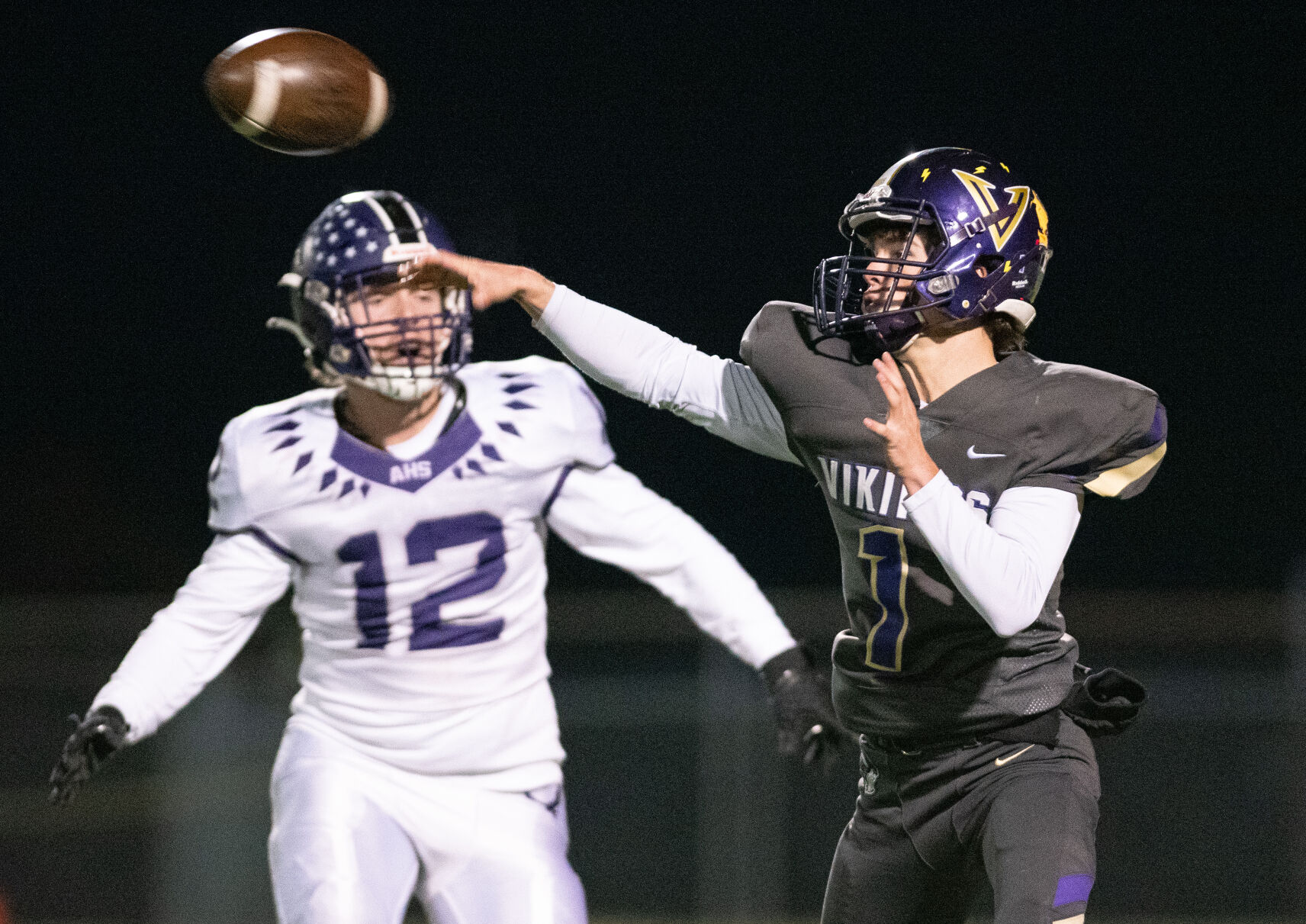 svh-202211xx-sports-FB-ANA-vs-North-Kitsap.jpg